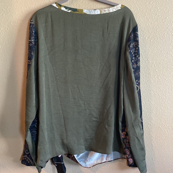 Anthropologie Tiny Long Sleeve Silky with Tie at Waist XL - Picture 2 of 7